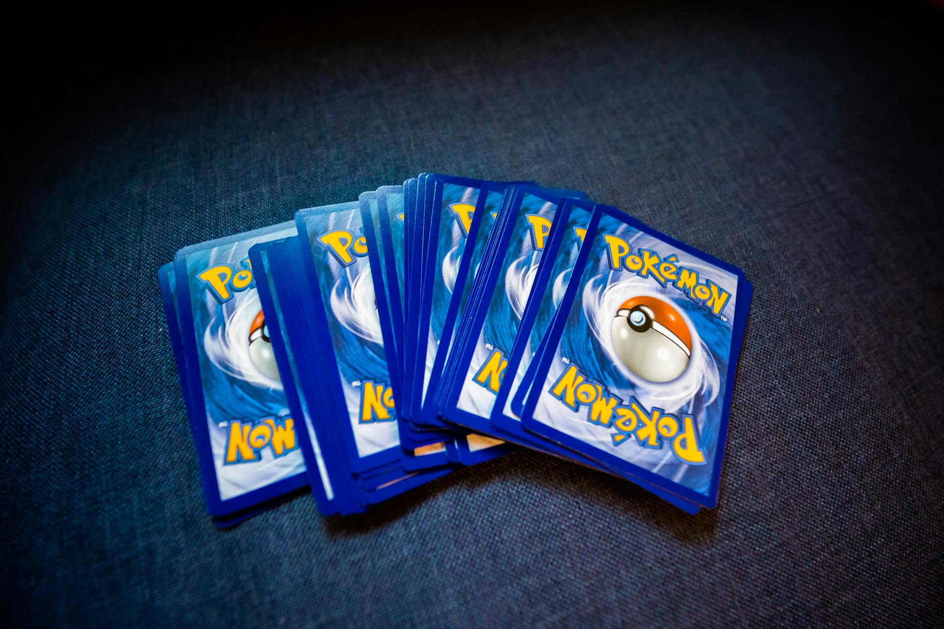 pack of a lot of Pokémon cards collection TCG ENGLISH AND JAPANESE POKEMON CARDS| Jays Poke Hub